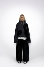 "MAEGY" HOODIE BLACK