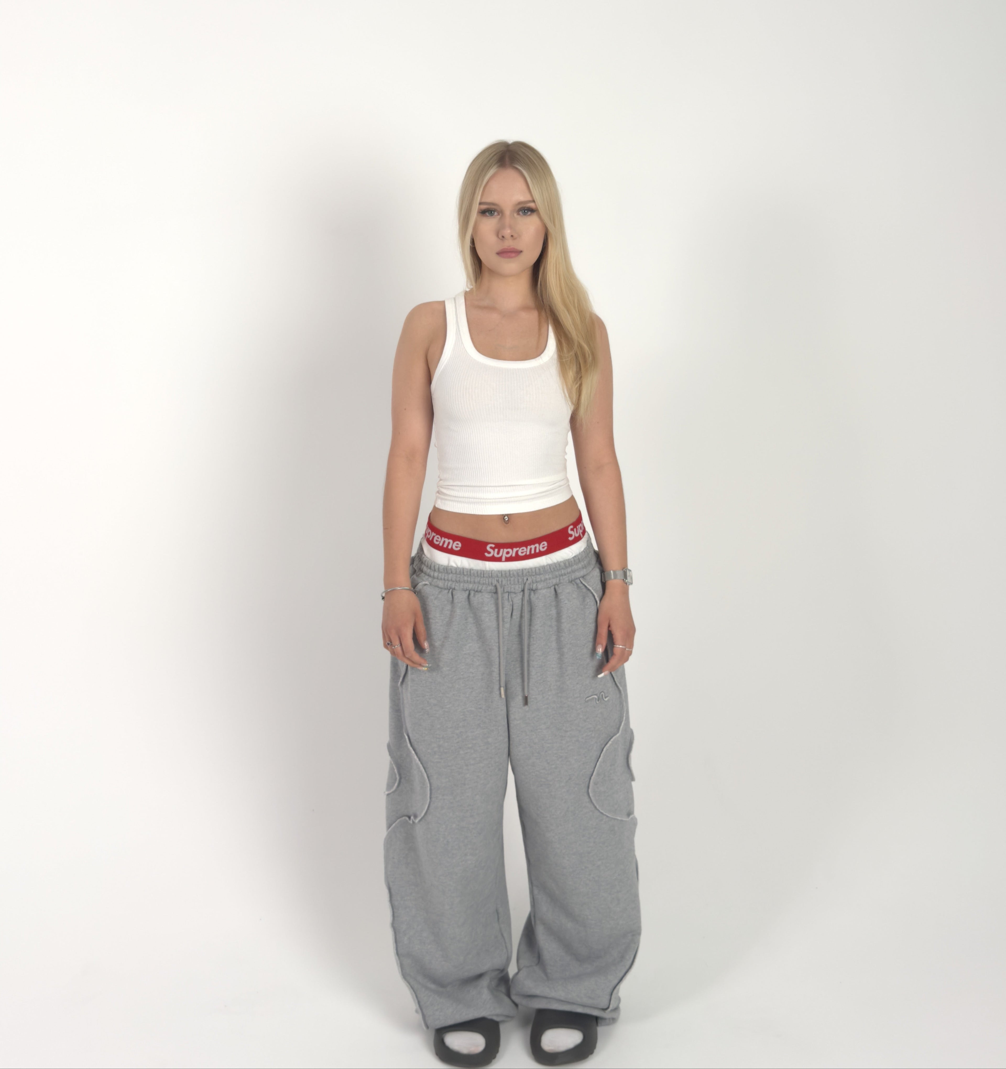 "MAEGY" SWEATPANTS GRAY